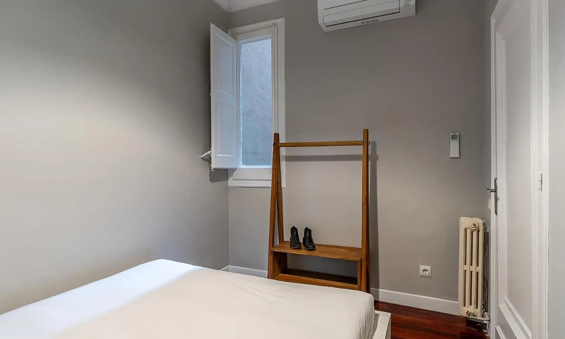 Canela Homes Barcelona Eixample 0*,  Spain